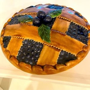 Vintage late 60’s early 70’s pie dish